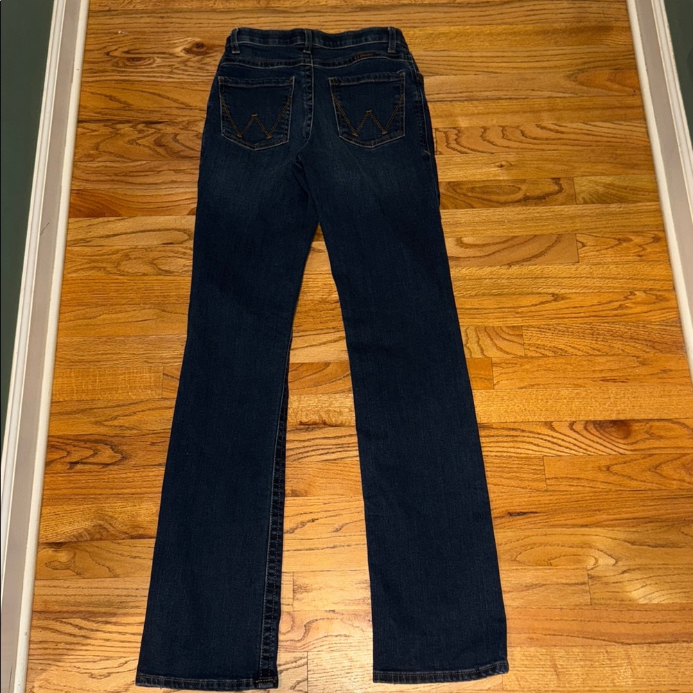 Women’s Wrangler Willow Ultimate riding Jeans size 5x38 - Picture 4 of 7
